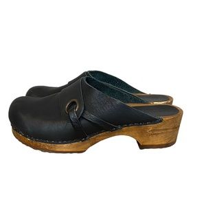 Sanita black leather wood heel danish clogs